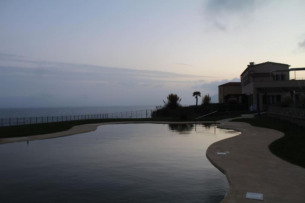 Appartamento Romantico Con Piscina Cervo Extérieur photo
