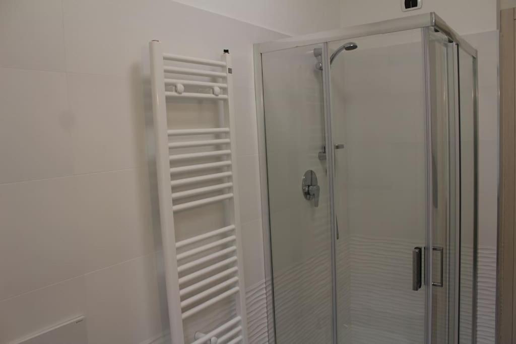 Appartamento Romantico Con Piscina Cervo Extérieur photo